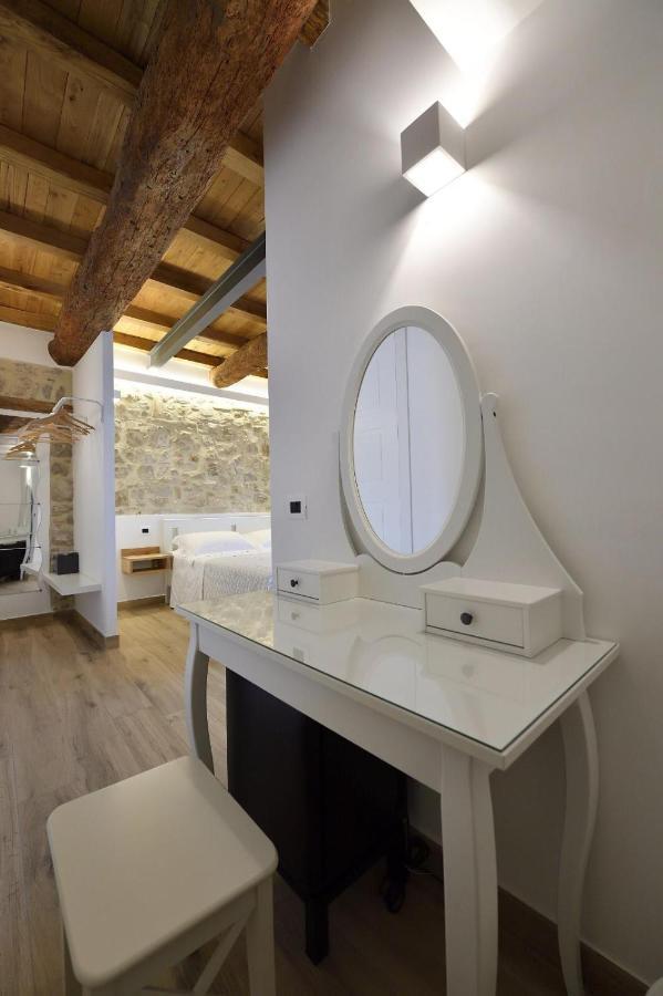 Le Benedettine Affittacamere Relais Fondi Dış mekan fotoğraf